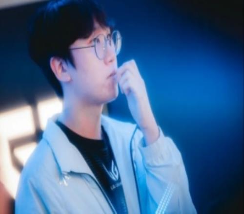 吴艳妮新形,象惊艳热搜,浙江在线直,亚博体育,亚博体育官网,亚博体育app,亚博体育下载