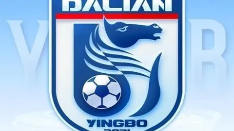 凱恩公開支持阿裡復出，稱讚其直面傷痕的勇氣。